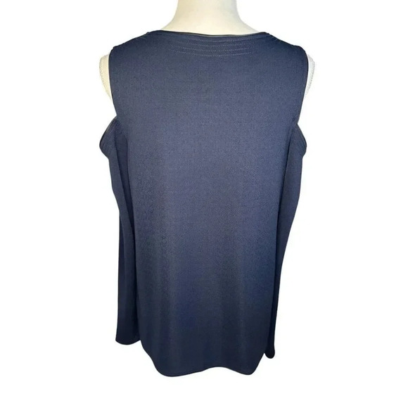 Banana Republic Women’s Navy Blue Medium Crepe Cold Shoulder‎ Keyhole Top - Picture 4 of 8